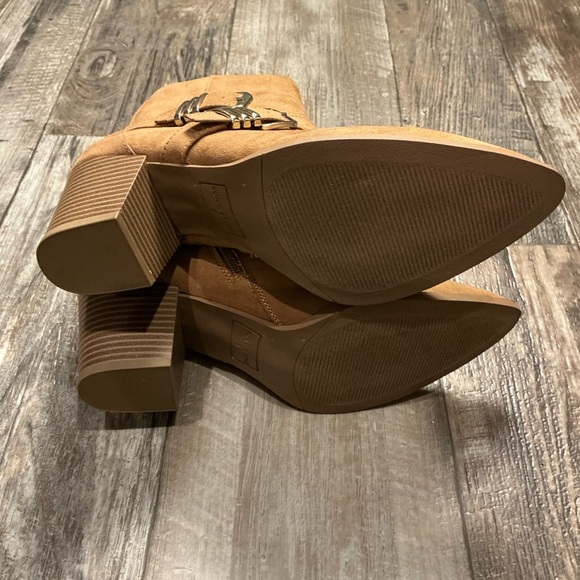 Sun + Stone Stylish Tan Ankle Boots Size 8 - Picture 10 of 12